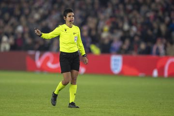Pela primeira vez uma mulher portuguesa vai arbitrar um jogo profissional masculino