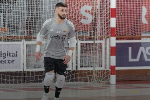 Léo Gugiel está a cumprir a terceira temporada ao serviço do Benfica (SL Benfica)