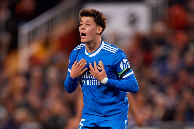 Plantel do Real Madrid acusado de assédio moral a Arda Guler