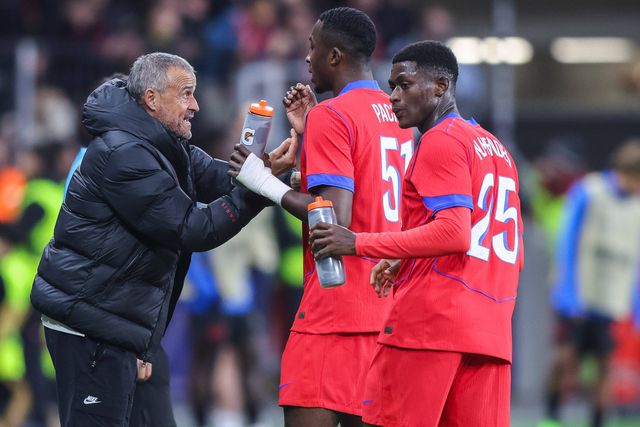 Luis Enrique e Nuno Mendes - Foto: IMAGO