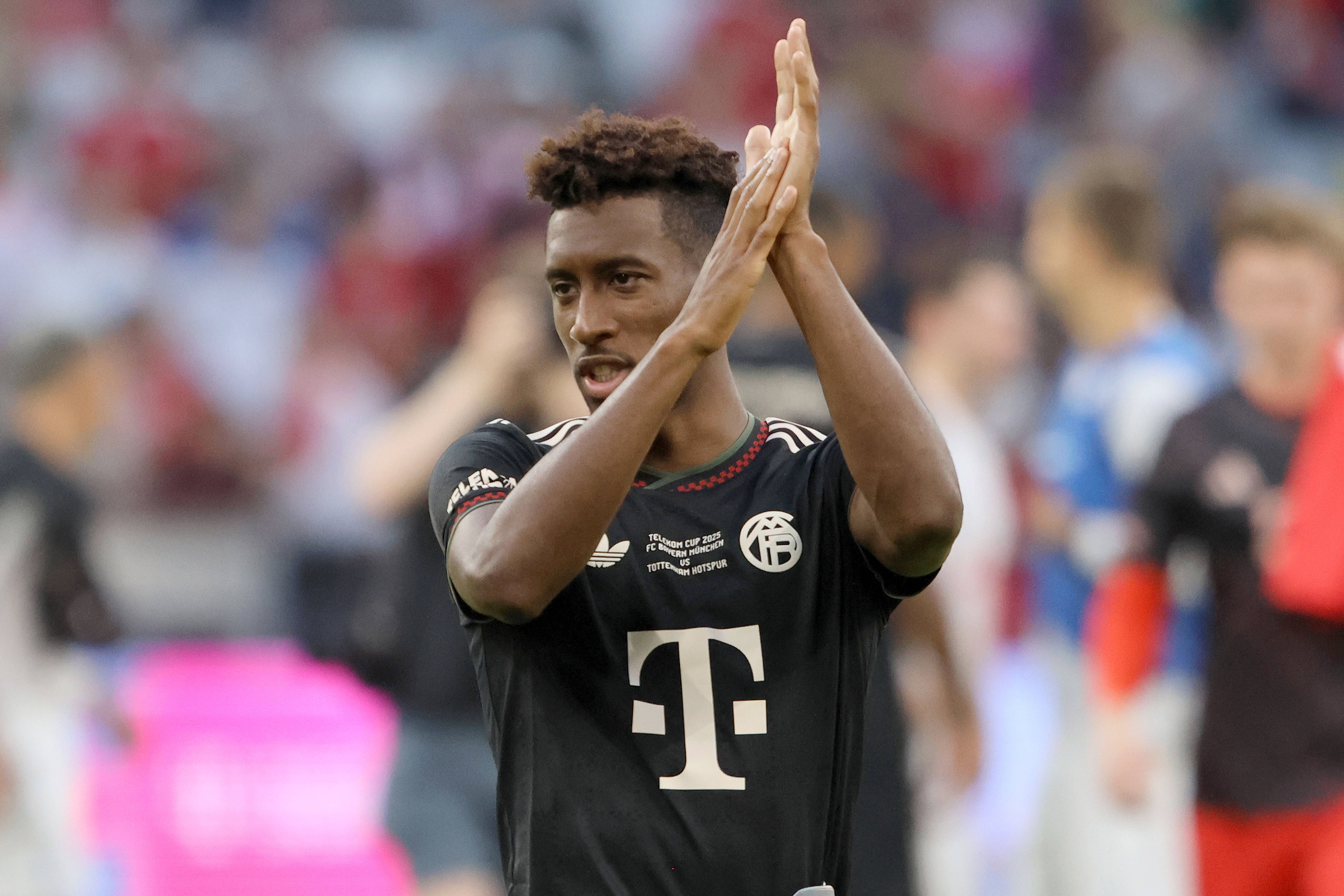 Coman com 13 títulos: Bundesliga - 9, Serie A - 2 e Ligue 1 - 2