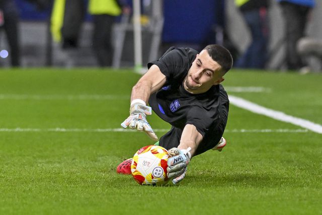 Joan Garcia no aquecimento - Foto: IMAGO