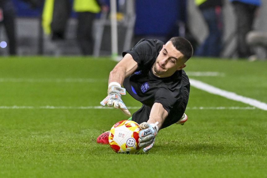 Joan Garcia no aquecimento - Foto: IMAGO