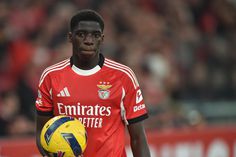 Banjaqui soma três jogos pela equipa principal do Benfica (foto: Miguel Nunes)