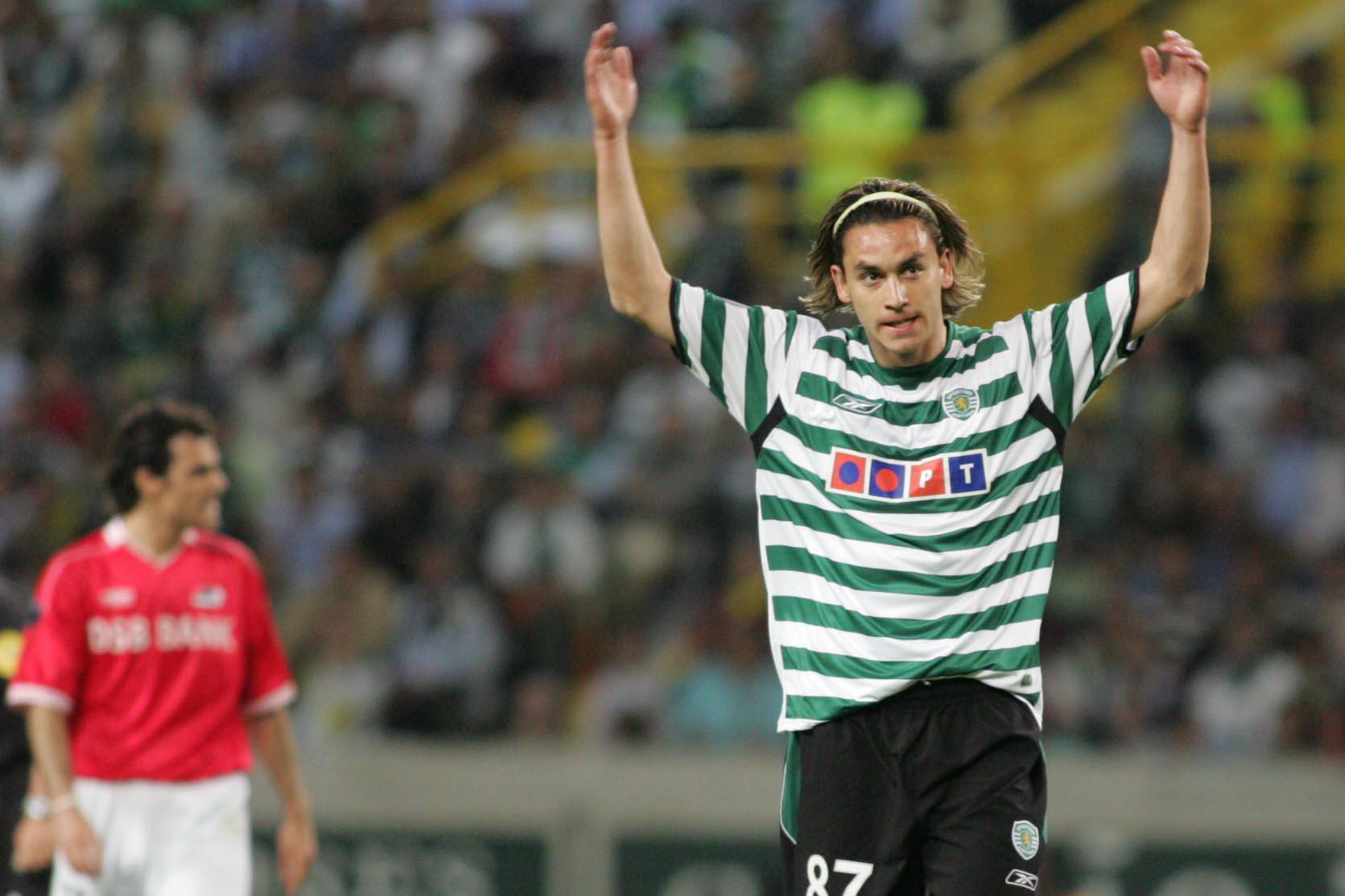 Pinilla, internacional chileno, jogou nos leões entre 2004 e 2005