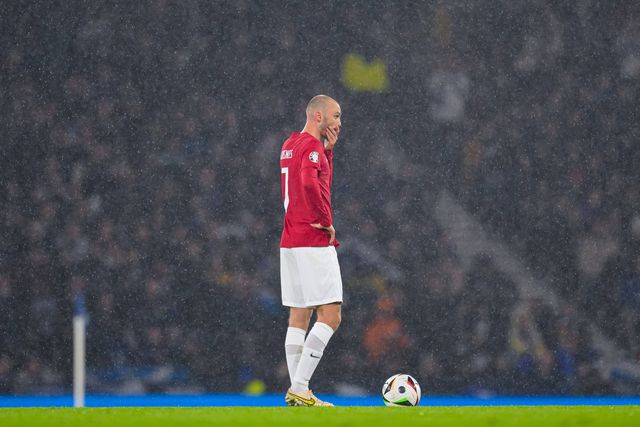 Antigo selecionador da Noruega surpreendido com a decisão de Aursnes