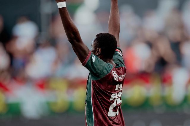 Estrela da Amadora: recordista de minutos já aponta para Guimarães