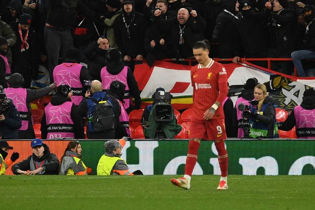 A reação de Darwin após penálti falhado e eliminação com o PSG