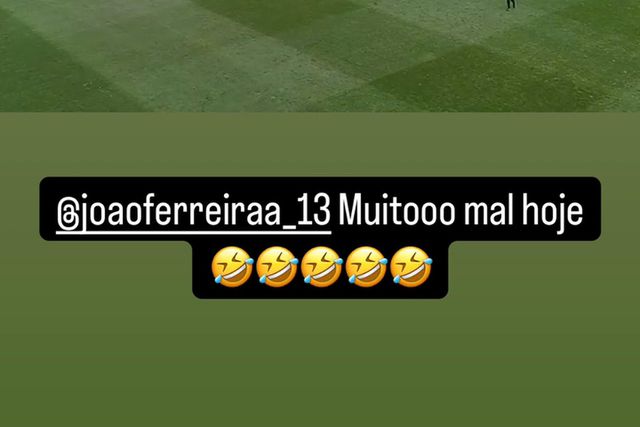 Que remate foi esse? Niakaté brinca com João Ferreira após lance no treino do SC Braga (vídeo)