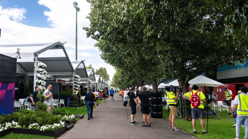Como o parque público de Melbourne se transforma num circuito de F1