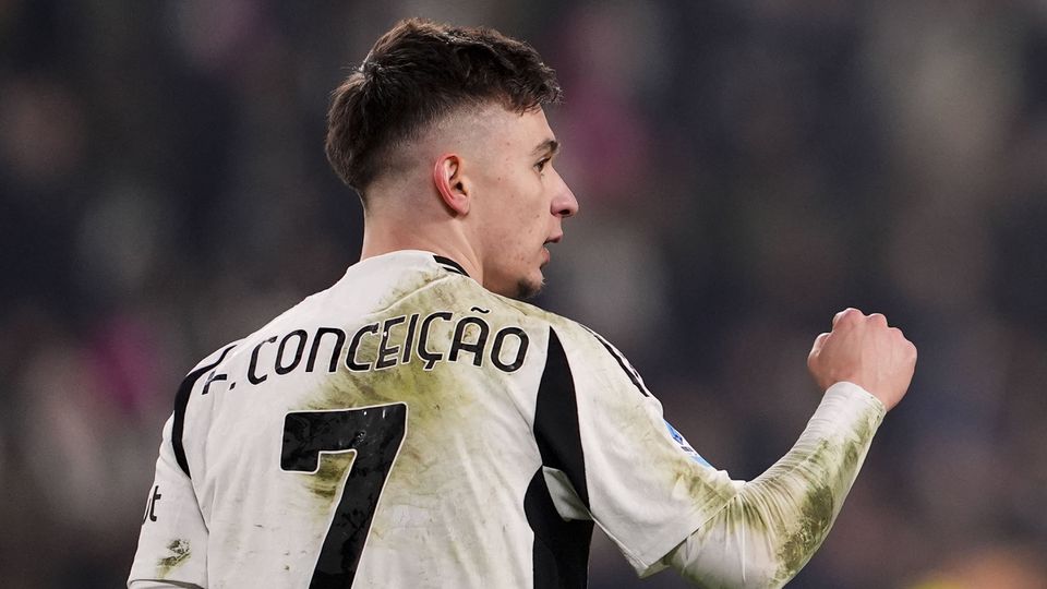 Francisco Conceição a celebrar o golo da vitória frente ao Inter
