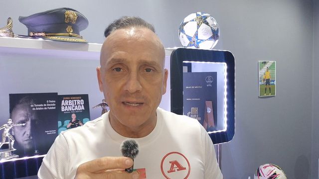 Estugarda-FC Porto: Pedro Henriques analisa o golo anulado aos alemães