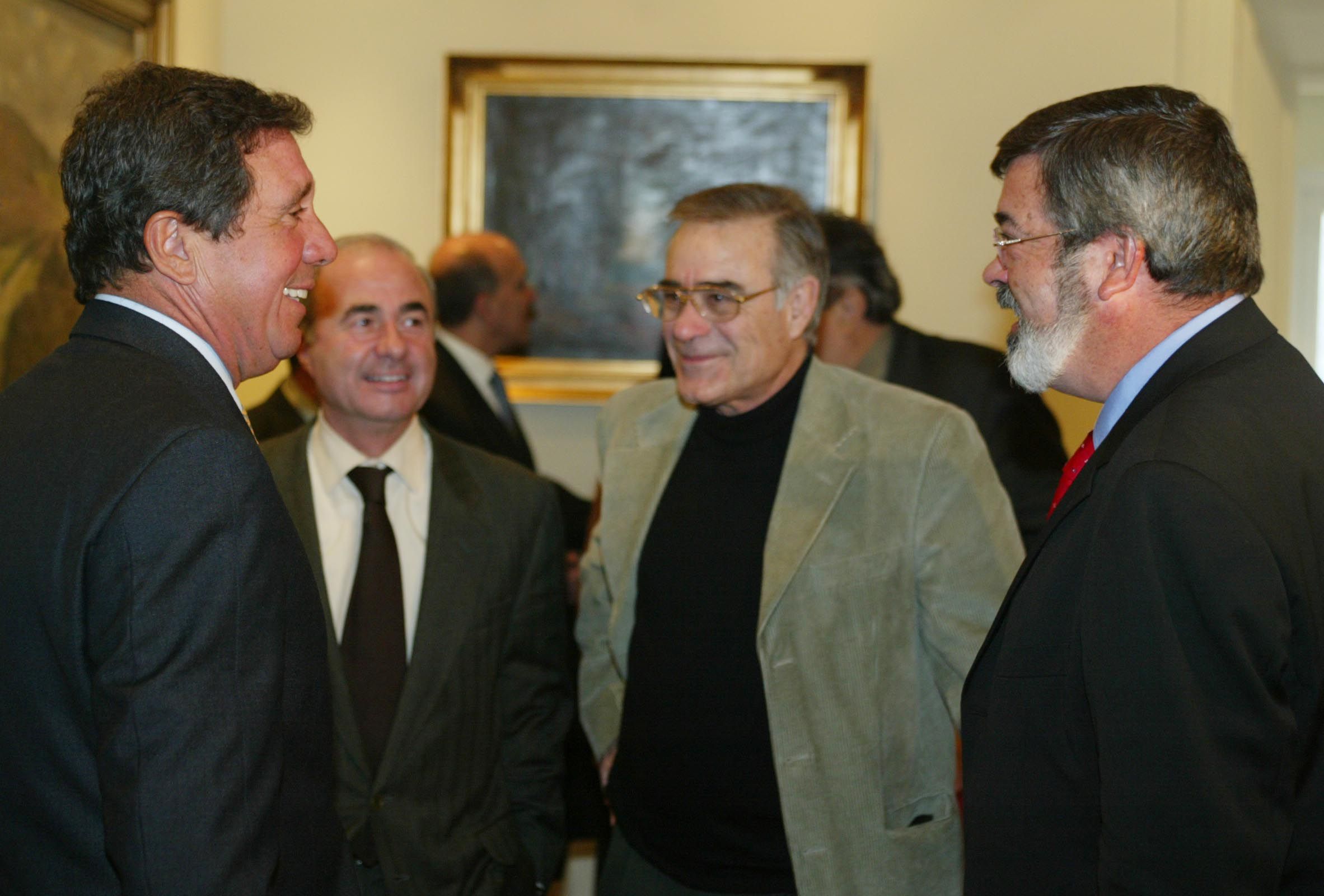 Mário Zambujal com Humberto Coelho e Bessa Tavares - Foto: A BOLA