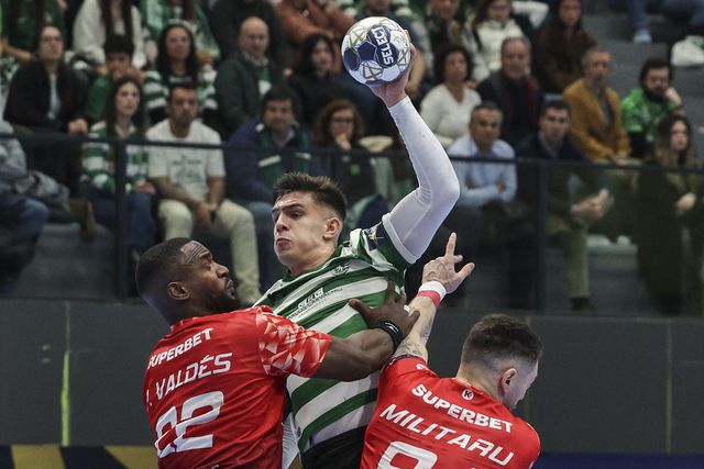 Foi preciso chamar a artilharia para o Sporting ganhar!