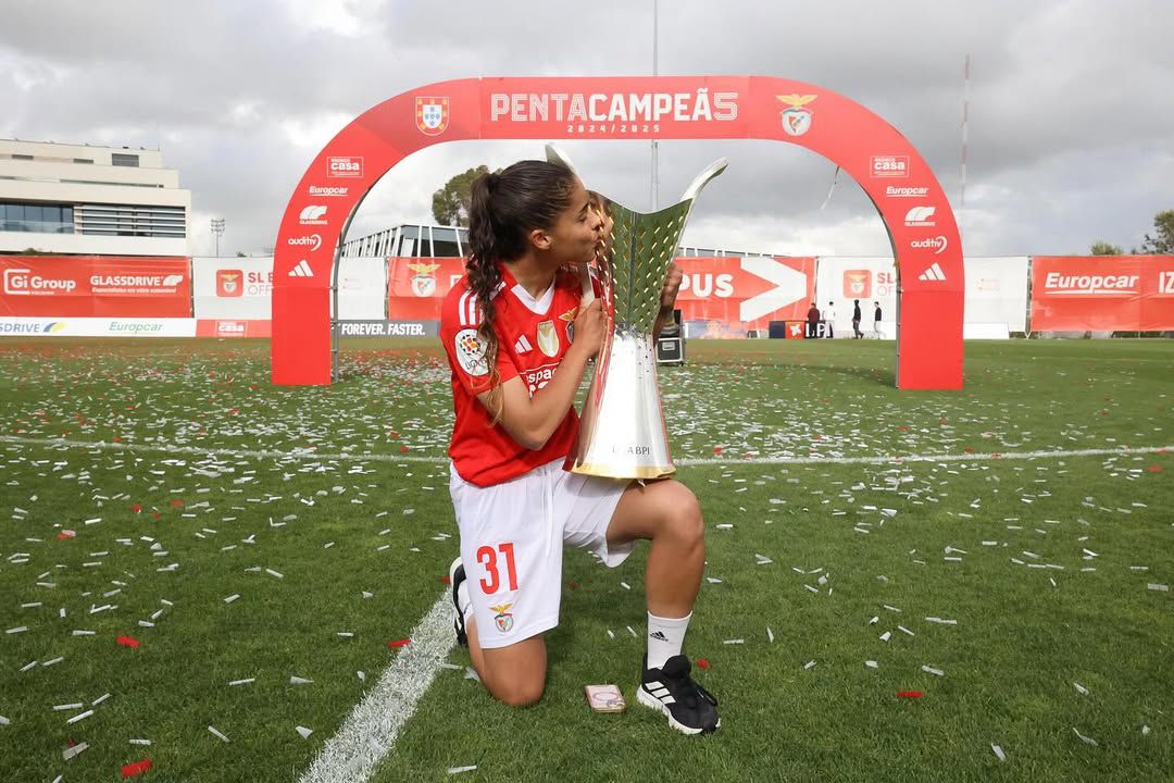 Clarinha, a craque brasileira do Benfica e campeã Sul-Americana sub-20 - Foto: Instagram