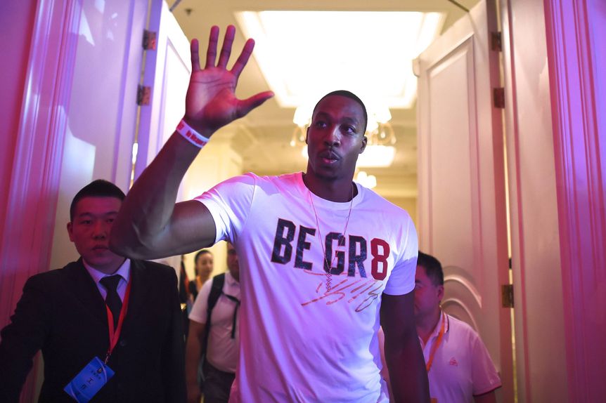 Poste oito vezes All-Star retirou-se oficialmente     Fotografia Imago