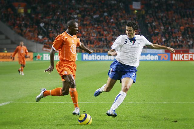 Antigo internacional neerlandês vai para a prisão, as desculpas não pegaram...