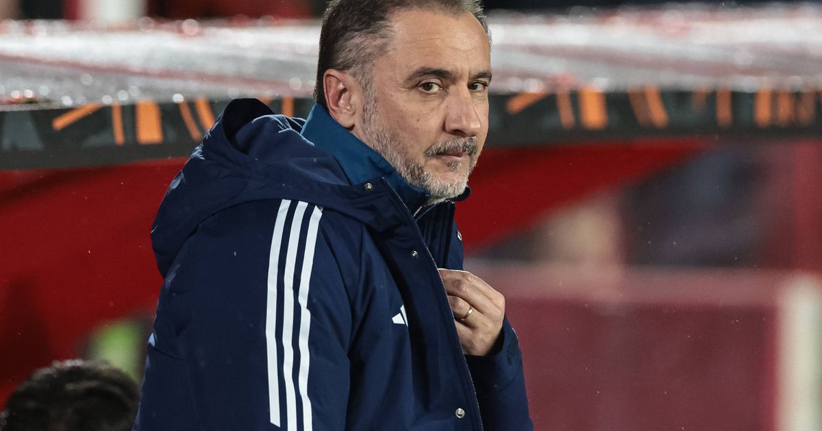 Perguntaram a Vítor Pereira se ia 'ajoelhar' Farioli: «É cada ratoeira...»