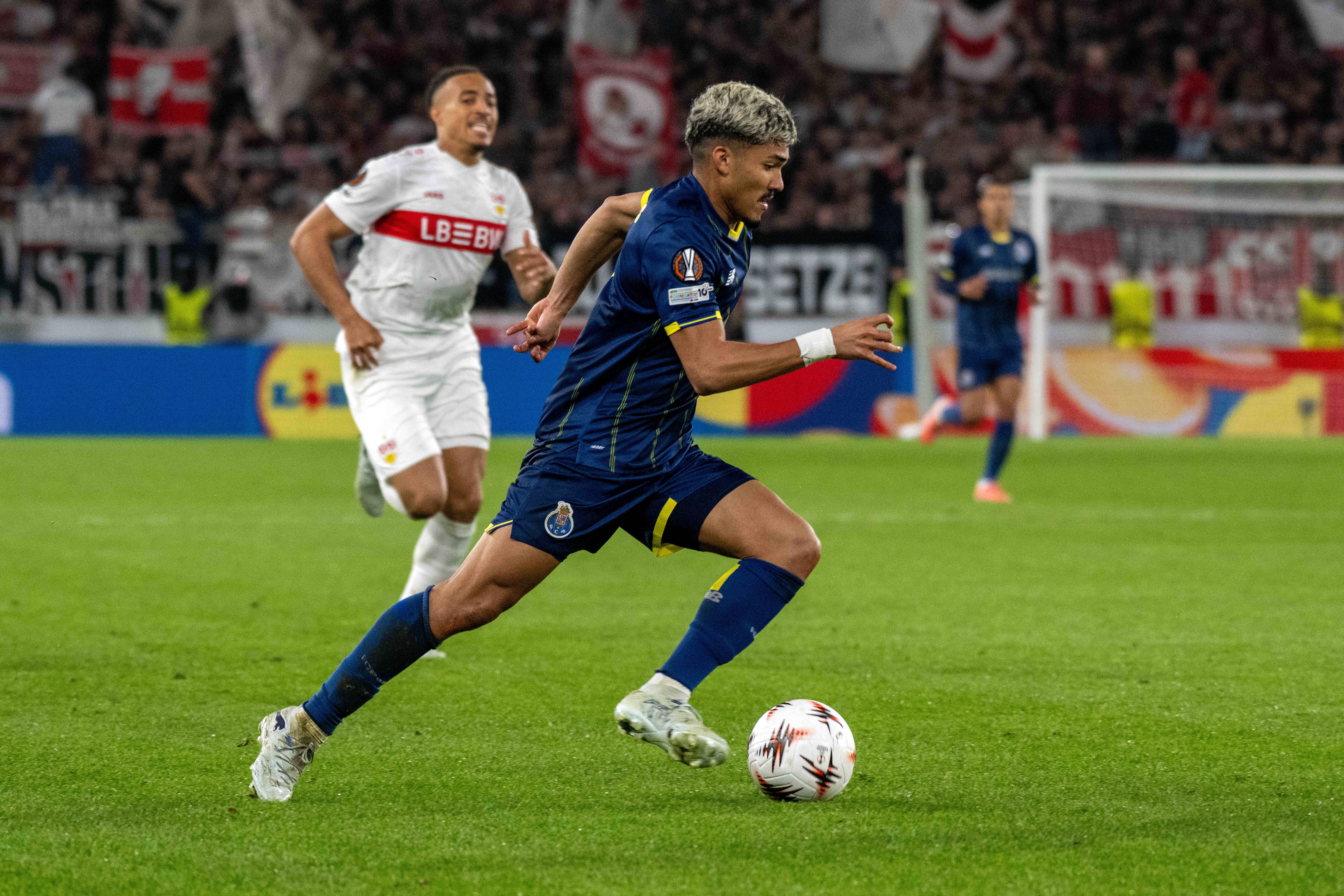 William Gomes esteve no onze inicial do FC Porto. Foto: IMAGO