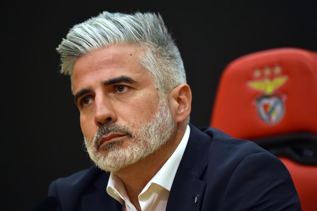 Gonçalo Guimarães, diretor de imprensa dos encarnados — Foto: Miguel Nunes