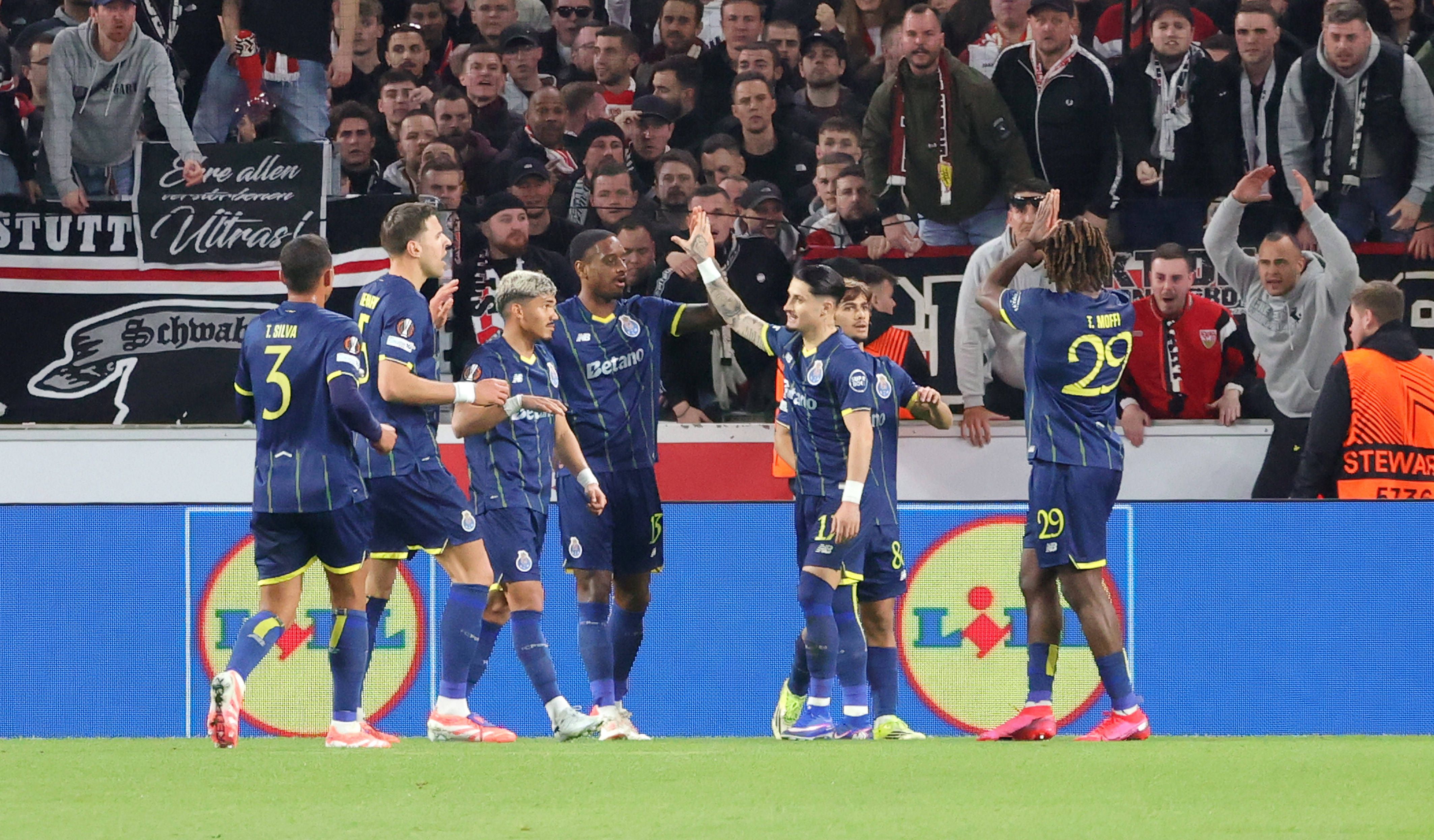 Festejos após o golo de Moffi. Foto: IMAGO