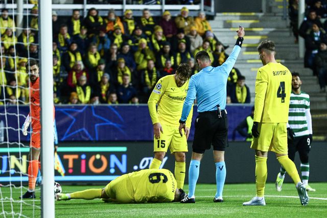 O eslovaco Ivan Kruzliac, de 41 anos, foi o árbitro do Bodo/Glimt-Sporting - Foto: IMAGO