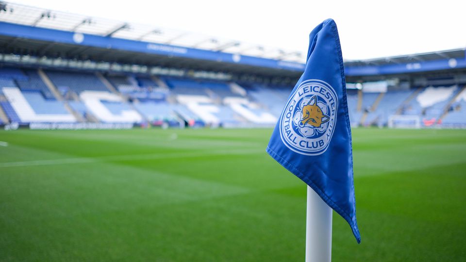 Leicester evita perda de pontos apesar de quebrar regras financeiras