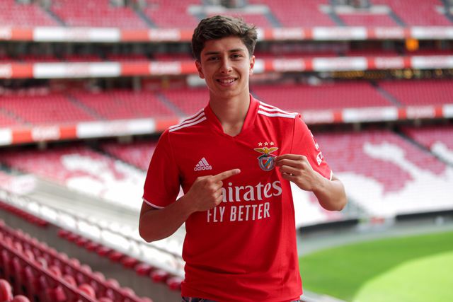 Mercado: jovem-promessa do Benfica reúne interessados no estrangeiro