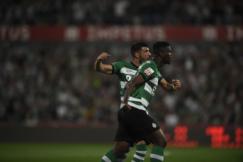 Vídeo: Diomande faz o segundo golo do Sporting de cabeça
