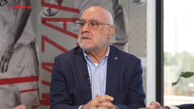 «Num jogo na Coreia vi um treinador a dar uma palmada a um jogador»