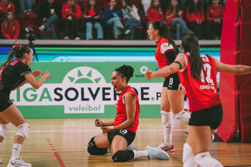 Equipa de voleibol feminino do SC Braga 2024-25. Foto SC Braga