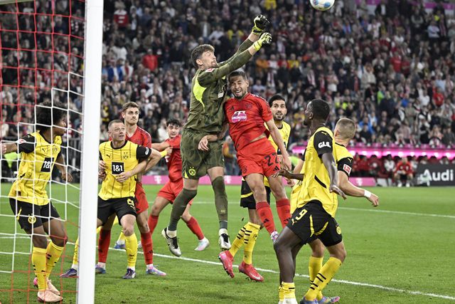 Clássico alemão dá um ponto para cada lado: Bayern e Dortmund empatam