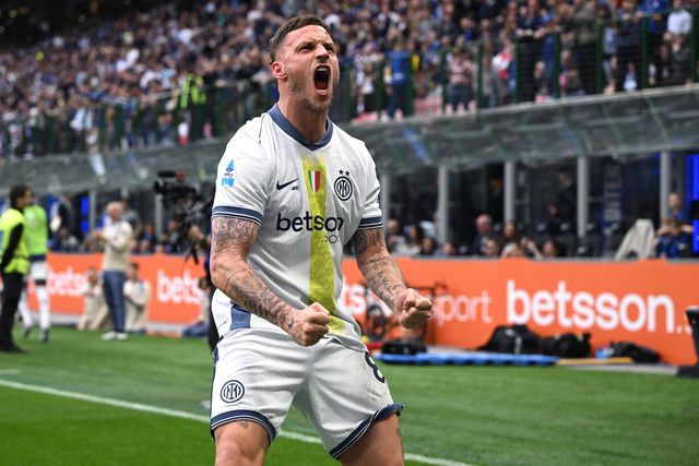 Líder está bem e recomenda-se: Inter ganha e pressiona Nápoles