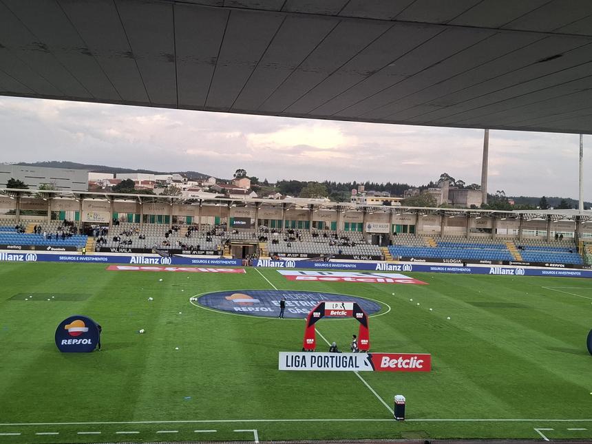 Estádio Municipal de Rio Maior é palco do duelo entre Casa Pia e FC Porto, da 29.ª jornada da Liga (Foto: A BOLA)