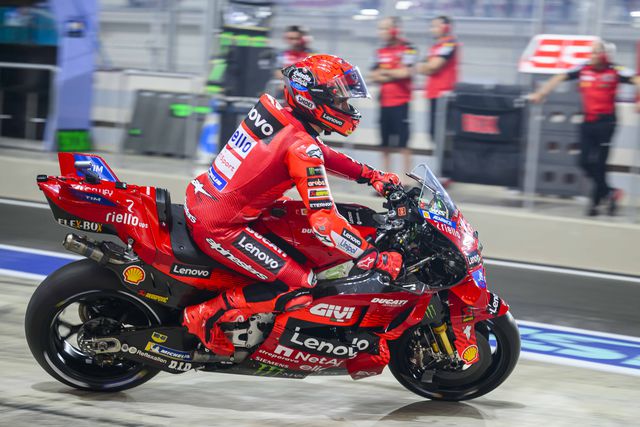 Marc Márquez vence sprint no Qatar e recupera liderança do Mundial