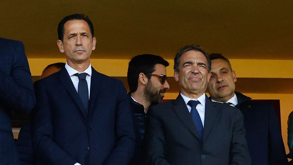 Do Portugal de Fátima, Futebol e Fado para o Portugal de Ronaldo e do Futebol