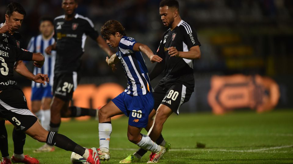 Começar com uma obra de arte e terminar a defender os pontos (crónica)