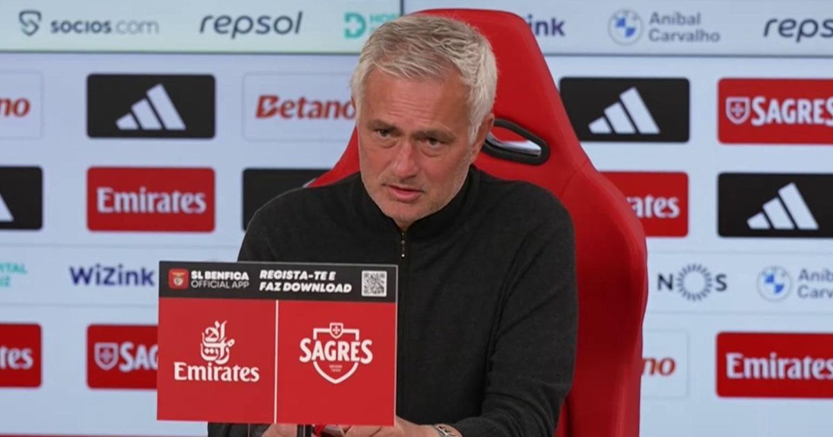 Mourinho: «As equipas que estão em 1.º e 2.º ganharam muitos jogos feios»
