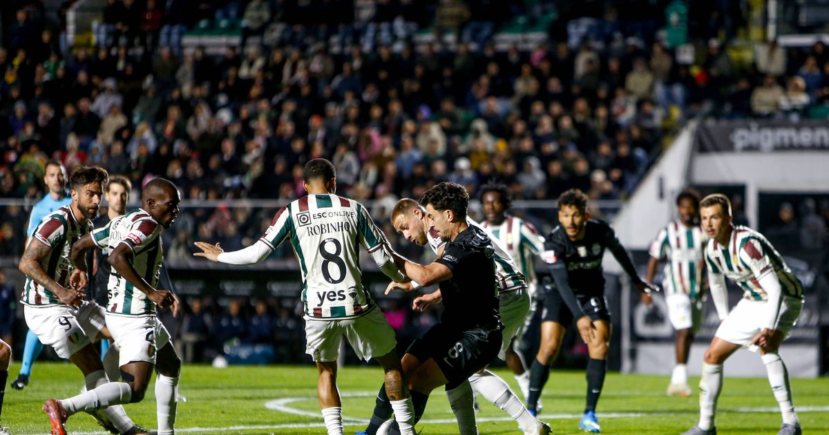 Leão levou os pontos, mas deixou janela de otimismo na Amadora