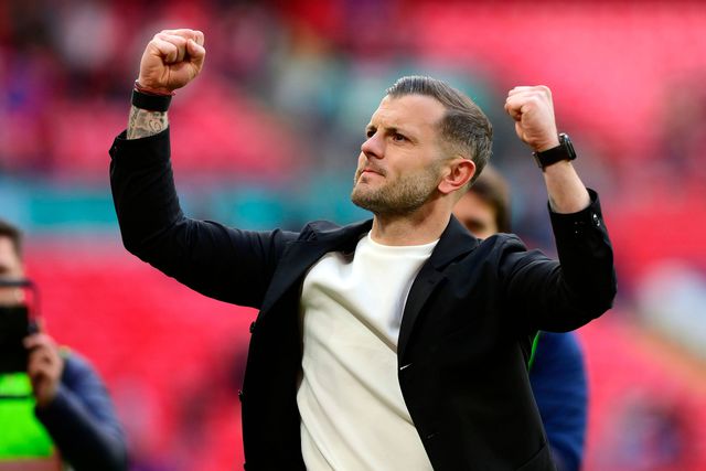 Jack Wilshere orienta o Luton desde outubro