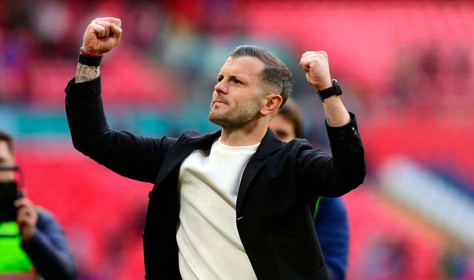 Jack Wilshere orienta o Luton desde outubro