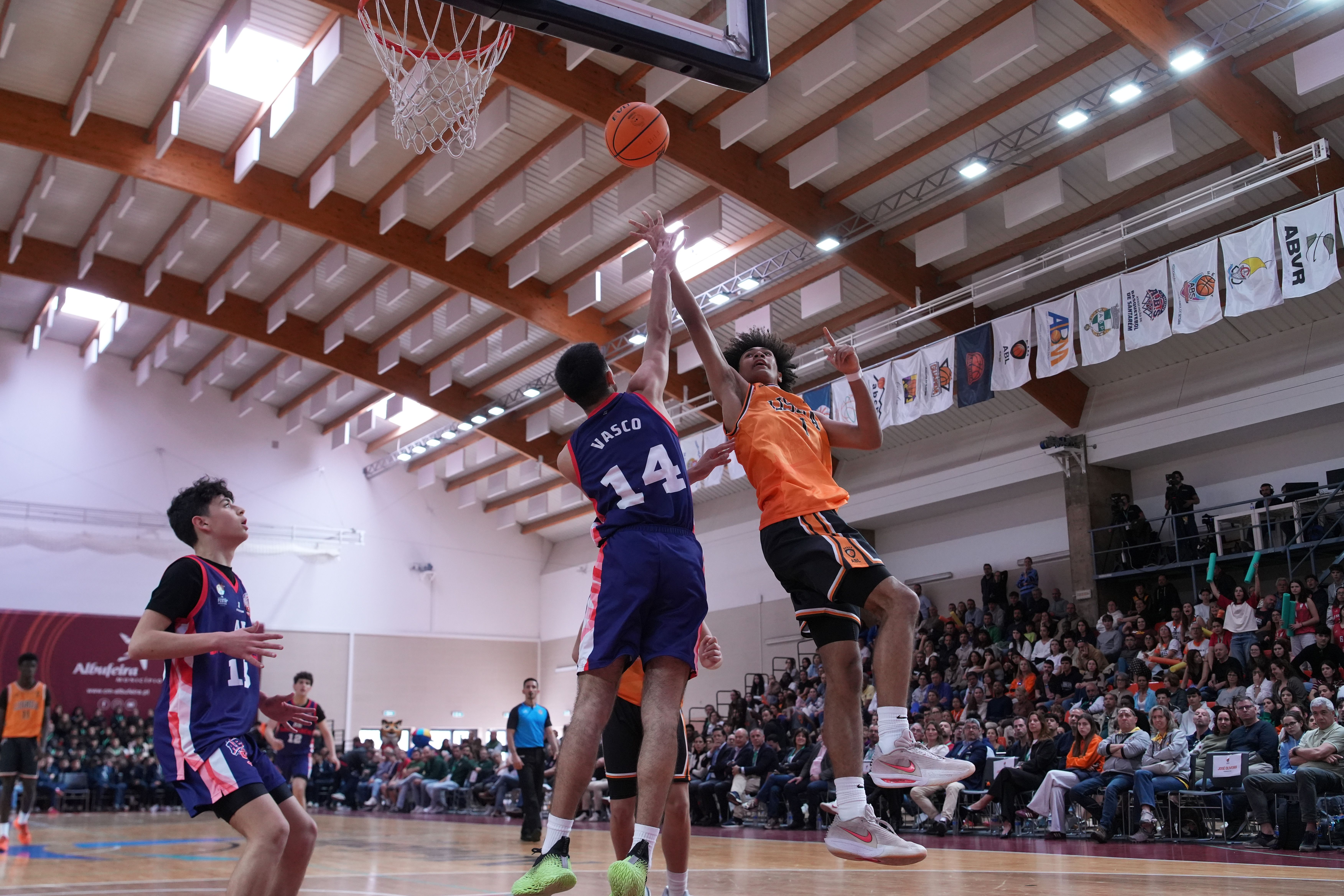 Final Sub16 masculinos, Lisboa-Santarém       Fotografia FPB