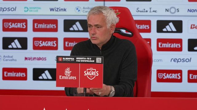 Mourinho não deixa cair Pavlidis e fala de Rafa: «Teve sete ou oito meses de férias»