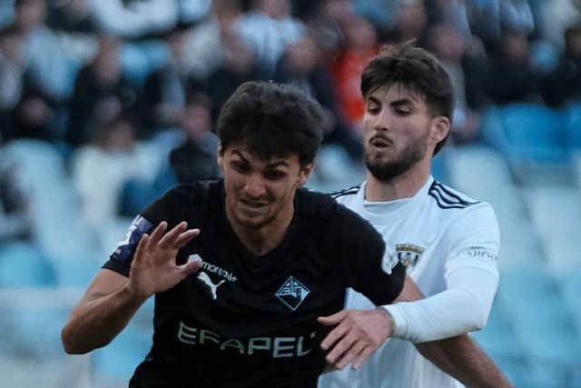 Embate entre Académica e Amarante colocou frente a frente terceiro e primeiro classificados - Foto: FPF