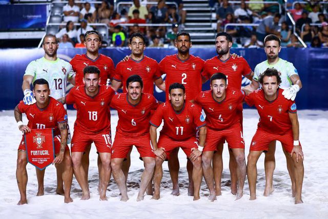 Seleção de futebol de praia na Acapulco Cup - foto: FPF