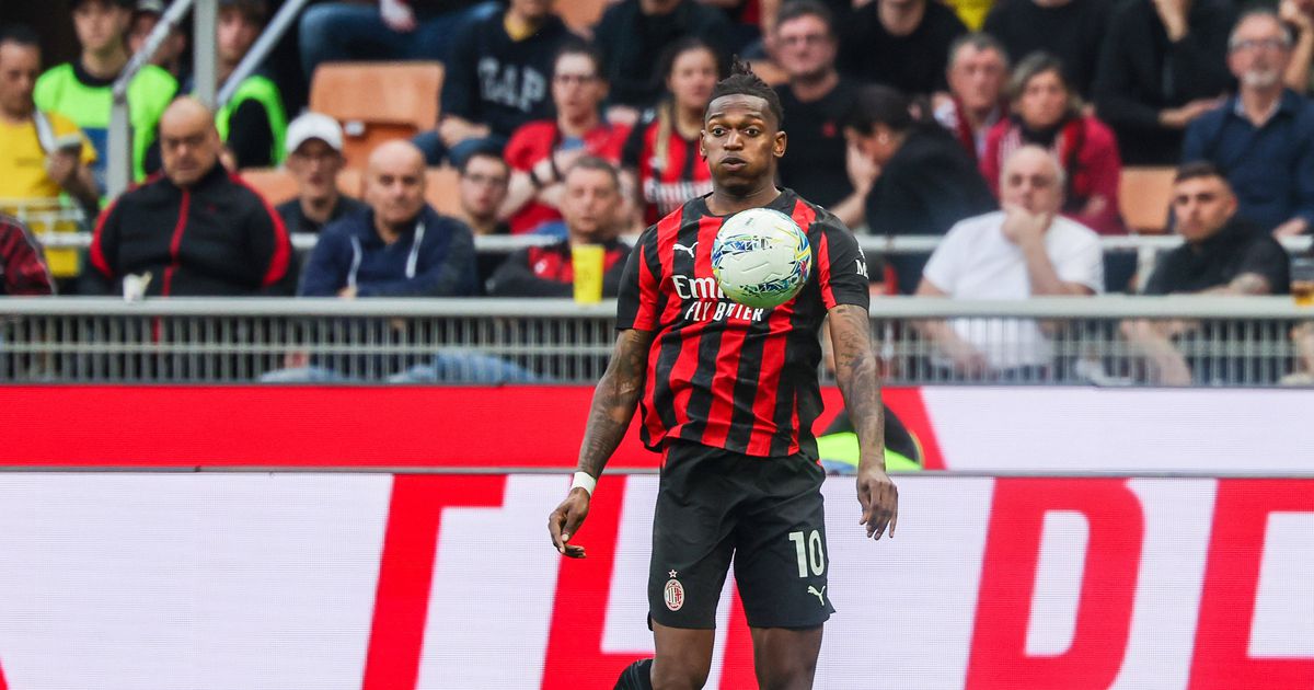 Rafael Leão colocado no mercado: o preço, os interessados e o peso do Mundial