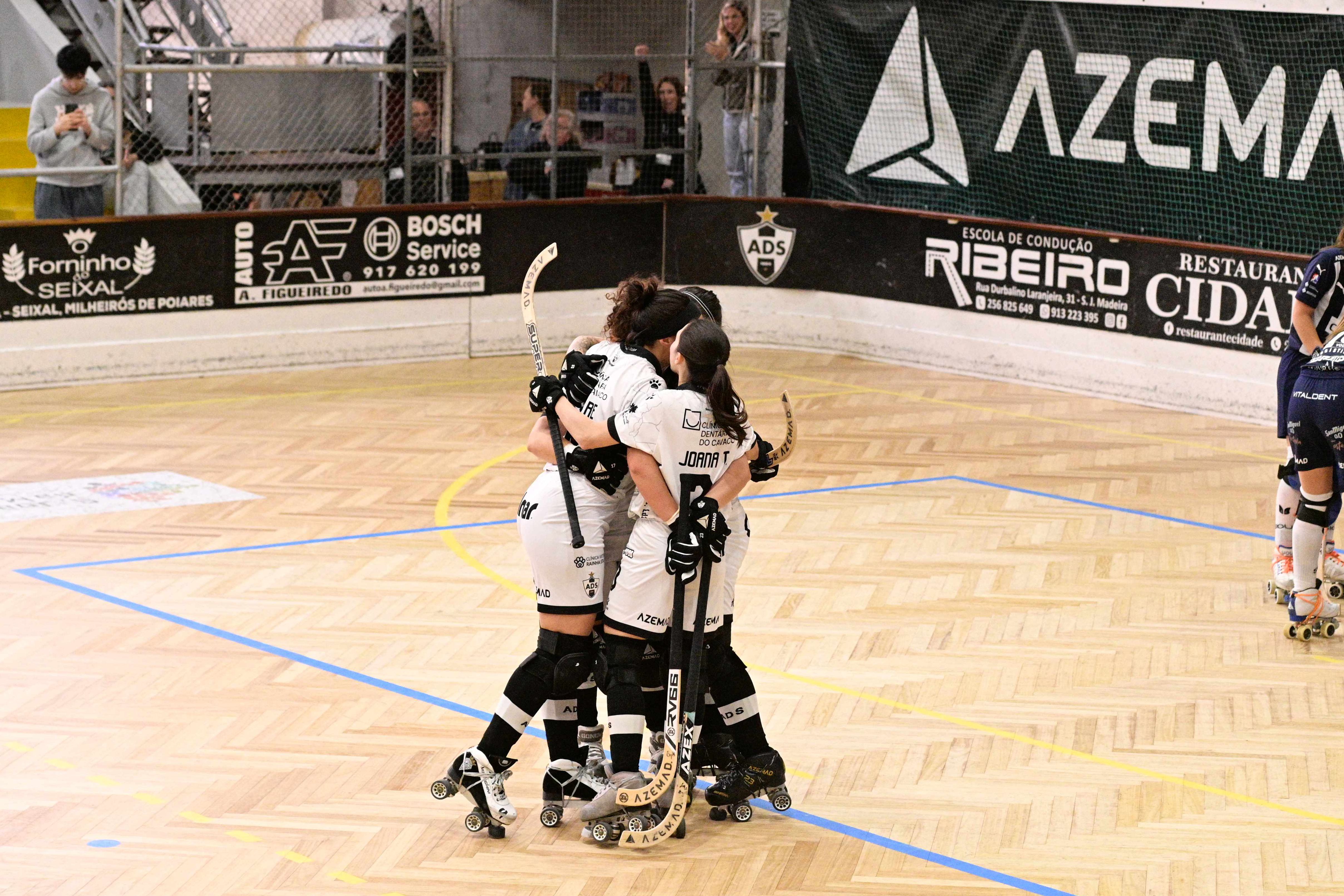 A equipa feminina de hóquei em patins da Sanjoanense conquistou o primeiro troféu internacional. Foto WSE