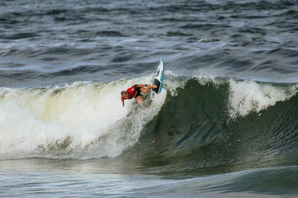 Paris 2024: sem fim à vista, competição de surf volta a ser adiada