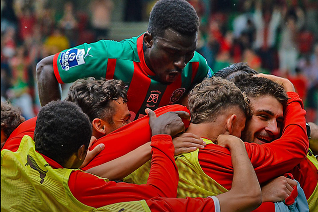 Marítimo vence e mantém olhos no 'play-off'