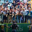 Nacional festeja regresso à Liga com cambalhota